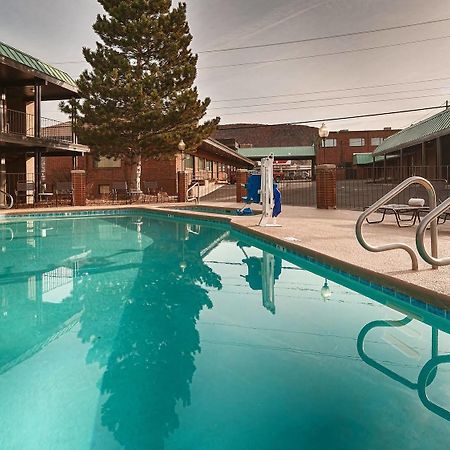 Baymont By Wyndham Cedar City Esterno foto